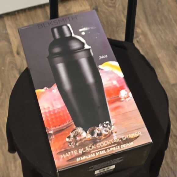 Blksmith Matte Black Stainless Steel Cocktail Shaker - Picture 5 of 6